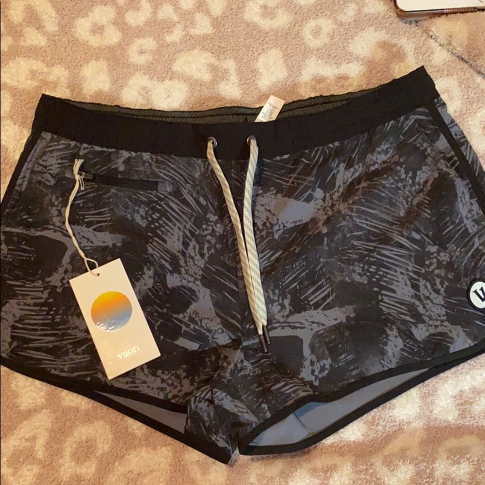 NWT Vuori Athletic Shorts